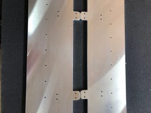 Frezowanie cnc i wycinanie cnc blachy aluminiowej